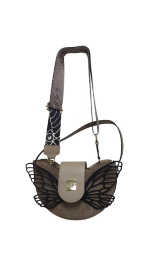 6ffd7354-629a-407d-bcaf-e3955a0d65bf