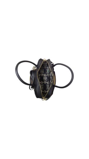 9c52f06e-f7ea-45ca-8280-5cc1f65e2a6a