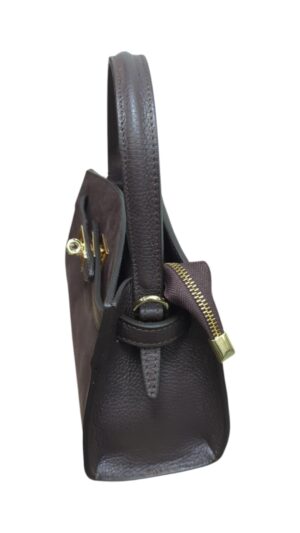 d421a6d7-159d-4060-a731-f422456defd2