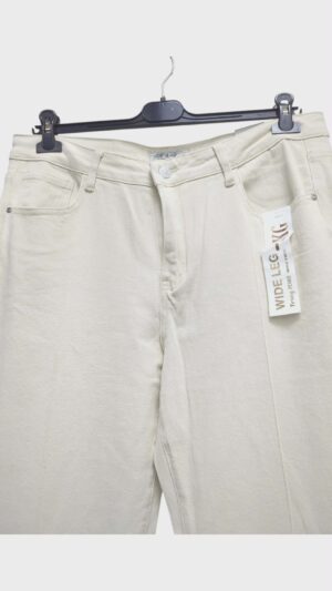 20eb87ce-3cc5-4bce-b864-f1a0334bcbe9