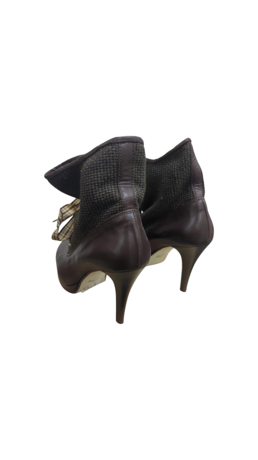 9910279a-03df-42a3-bc31-460e5ed3c72b