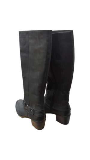 9e2813e5-979c-42f2-a8d7-342928f507de