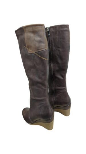 bc673f2c-99d3-4b25-a55d-73bd07613262