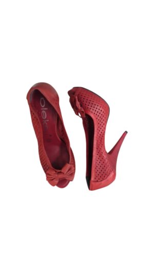 8c795cb4-dfa5-4d36-8b72-cf435714aa10