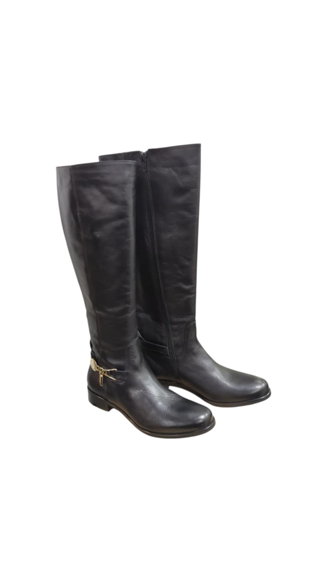 86ddb84f-0748-4506-9d7e-de349f4c666e