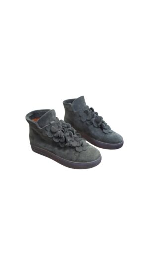 d5e488d0-626e-41d1-9aae-bc865645907c