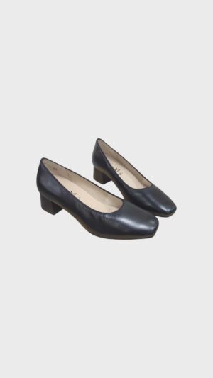 d1cd17b3-5f1a-454c-82b3-7664a25c3e05