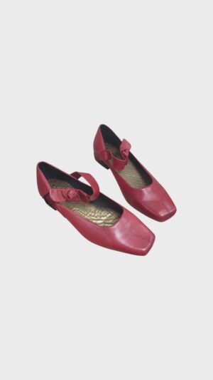 b137e8f7-f428-4a3d-8014-3ffc0ca244fe